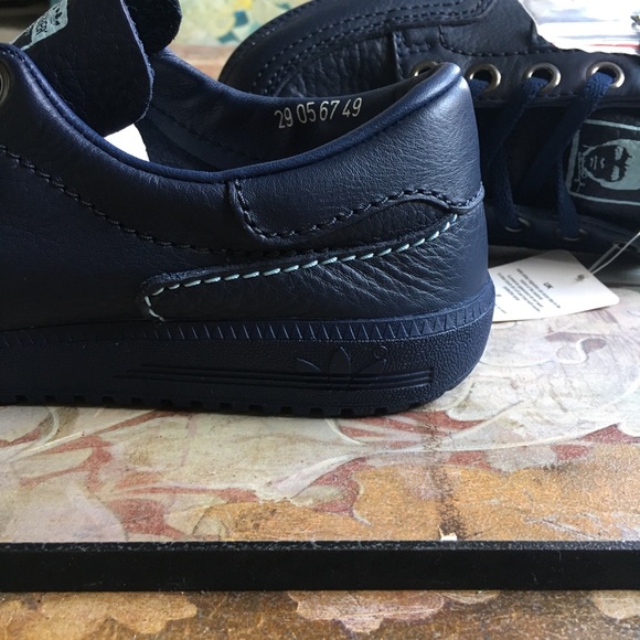 noel gallagher adidas shoes